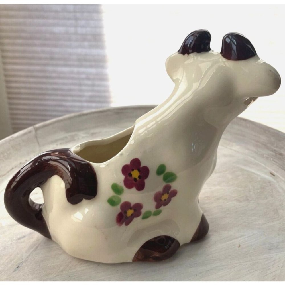 Vintage COW CREAMER Hand Painted Flowers Purple Pink ADORABLE - Picture 5 of 5